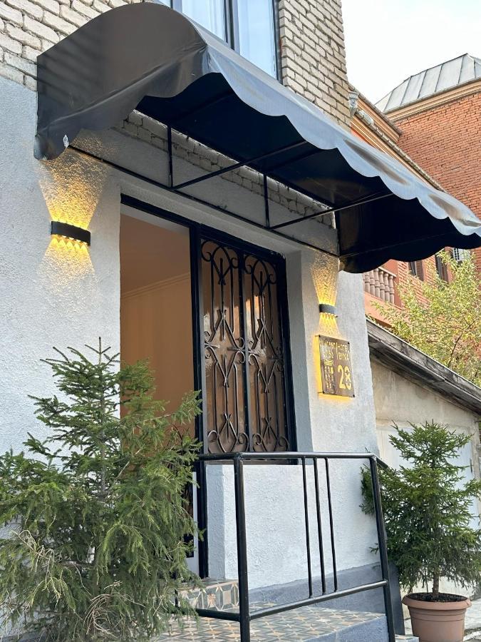 Hotel Bina N28 Kutaisi Zewnętrze zdjęcie